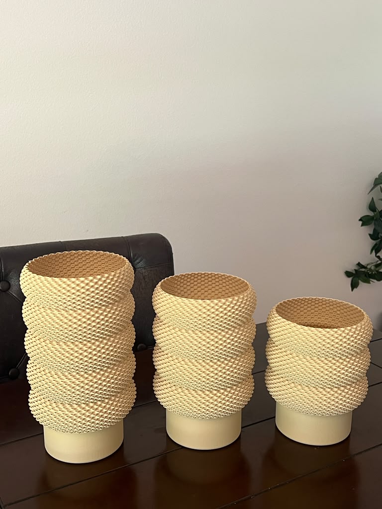 Table Lamp Set — 3-Piece Segmented Mesh | DELFINA by Lunfardo