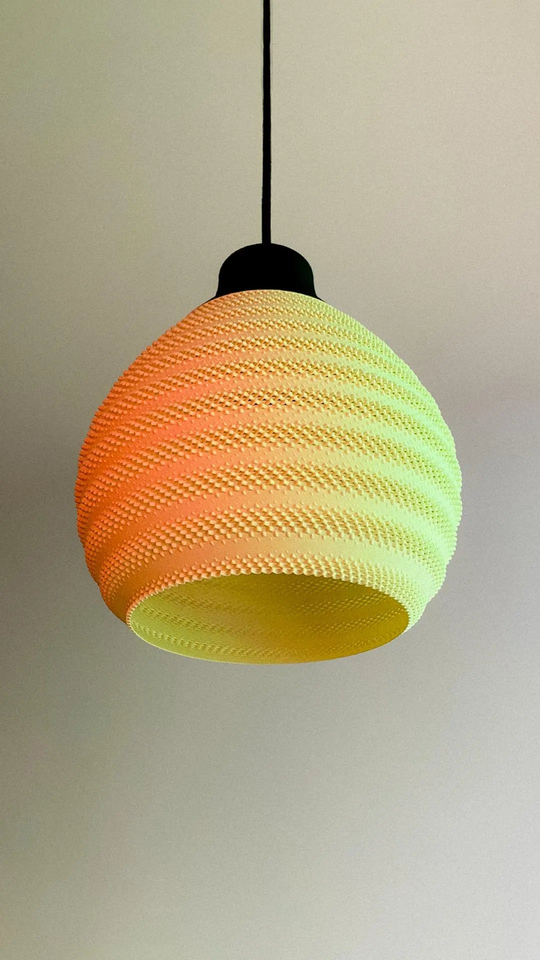 CORA – Pendant Lamp | Sculptural Modern Plug-In Hanging Light by Lunfardo